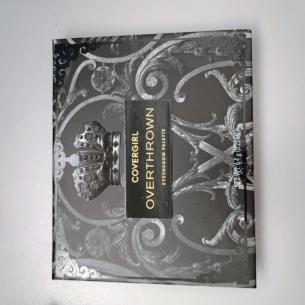 COVERGIRL Overthrown Eyeshadow Palette